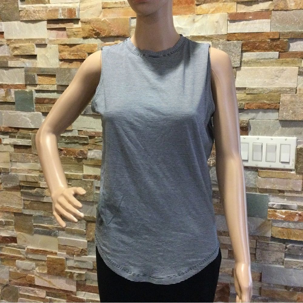 LULULEMON ATHLETICA Sport Top